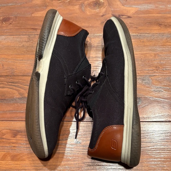 Skechers Street Dress Collection – Men’s 9 – Black Air Cooled Memory Foam - Picture 6 of 8